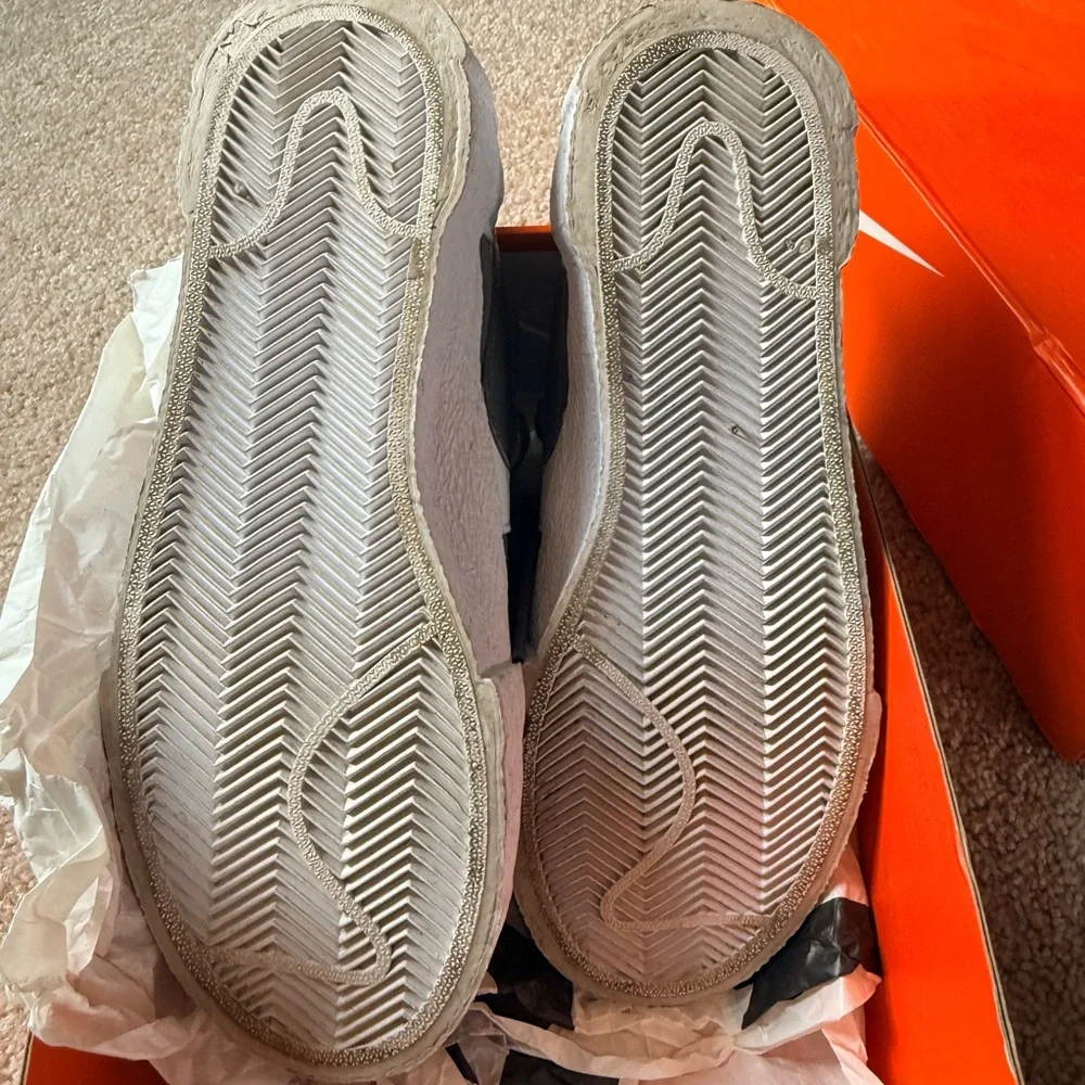 Nike Blazer Low sacai Iron Grey, size 5 (women’s 6.5). Excellent condition - Picture 4 of 8